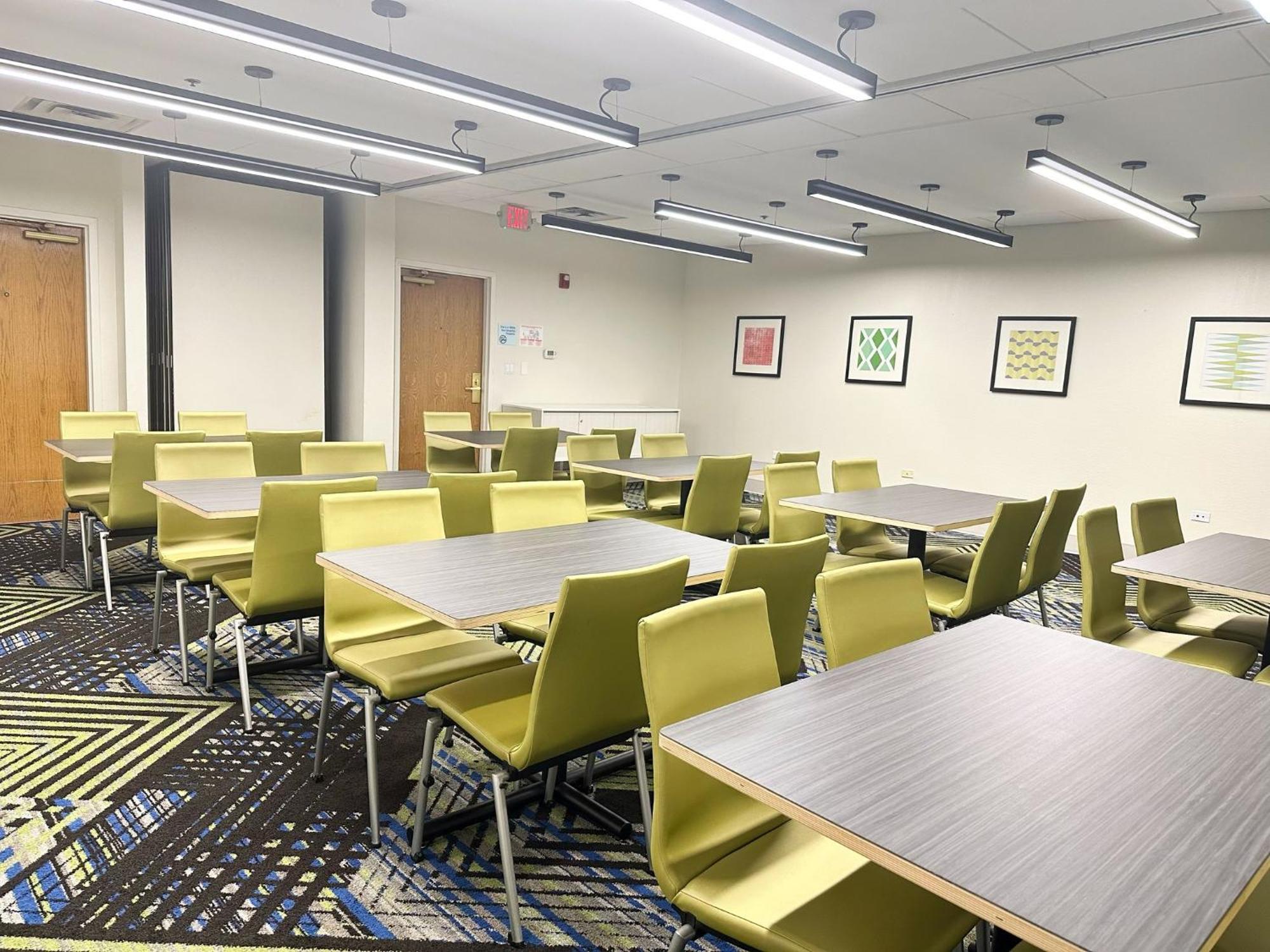 Holiday Inn Express & Suites - Prospect Heights By Ihg Exterior foto
